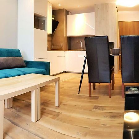 Apartament B&F Poznan Business & Family Nalkowskiej Exteriör bild